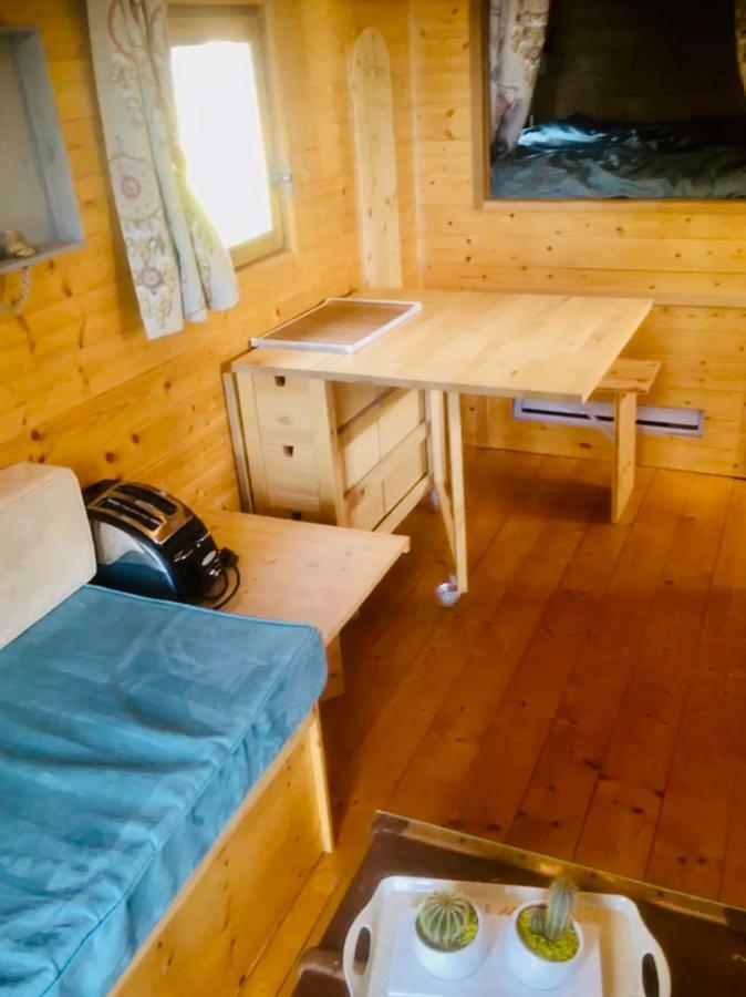 Millygite Chalet-On-Wheels By The River Exterior photo