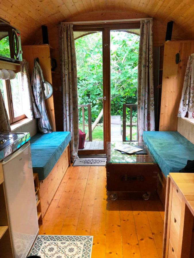 Millygite Chalet-On-Wheels By The River Exterior photo