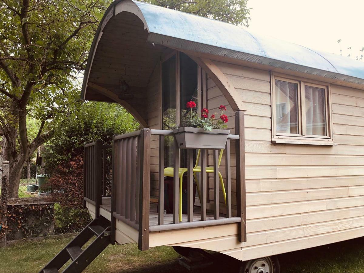 Millygite Chalet-On-Wheels By The River Exterior photo